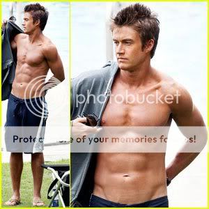 Robert Buckley - the Fashion Sp...